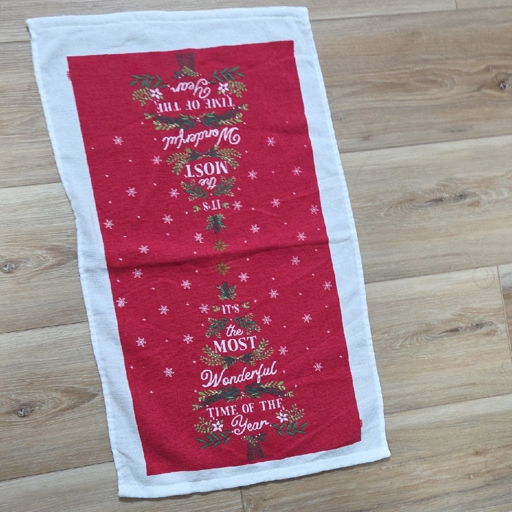 Holiday Red and White Festive Throw Blanket